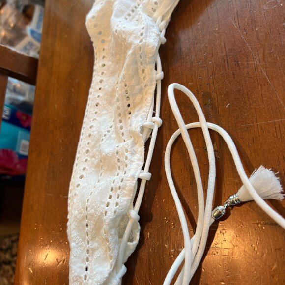 Sofia The Label White Crop Top - Picture 3 of 5